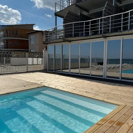 Poseidon Hotel 3*