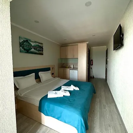 Poseidon Hotel 3*